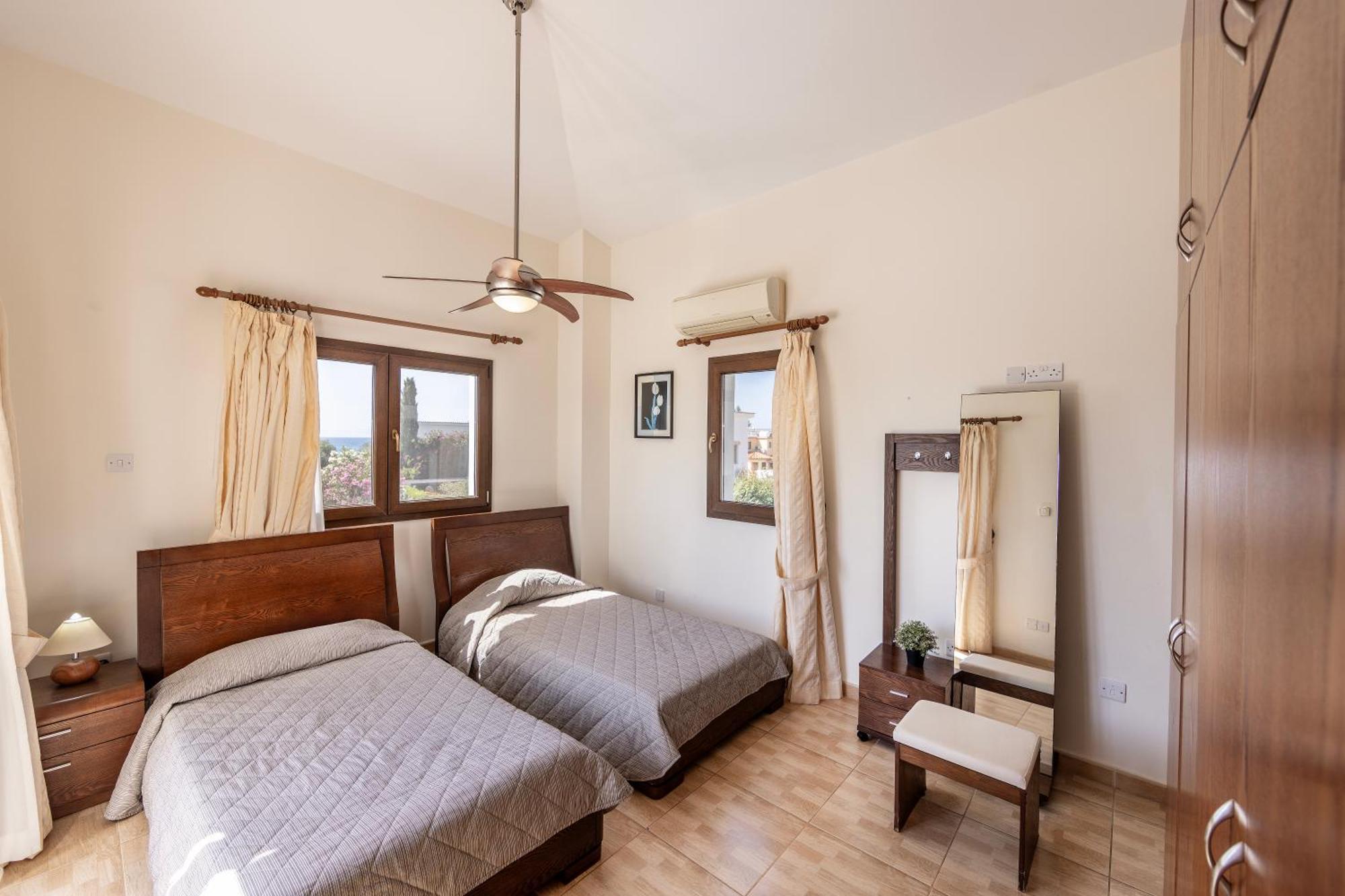 Villa Tsikkos Tria